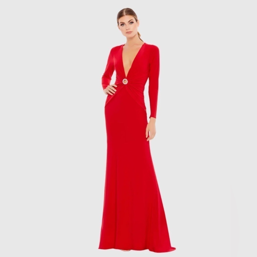 Mac Duggal 26514 NWOT GATHERED PEARL LONG SLEEVE KEYHOLE GOWN